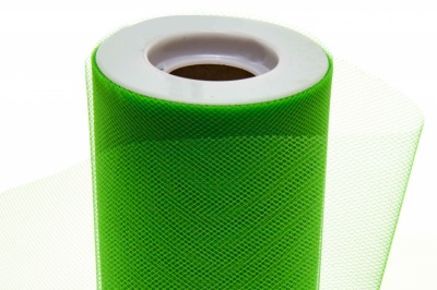 Фатин в шпульках 16-146, 10 гр/м2, шир. 15 см (в нам. 25+/-1 м), цвет зелёный - купить в Азове. Цена: 100.69 руб.