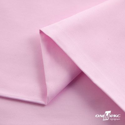 Ткань сорочечная Альто, 115 г/м2, 58% пэ,42% хл, окрашенный, шир.150 см, цв. 2-розовый (арт.101) - купить в Азове. Цена 306.69 руб.